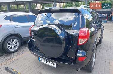 Внедорожник / Кроссовер Toyota RAV4 2007 в 