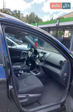 Внедорожник / Кроссовер Toyota RAV4 2007 в 