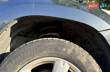 Позашляховик / Кросовер Toyota RAV4 2007 в 