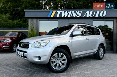 Внедорожник / Кроссовер Toyota RAV4 2006 в 