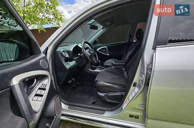 Внедорожник / Кроссовер Toyota RAV4 2008 в 
