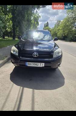 Внедорожник / Кроссовер Toyota RAV4 2007 в 