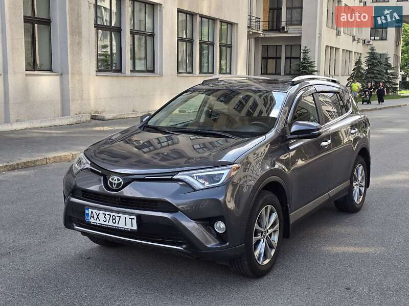 Toyota RAV4 2017