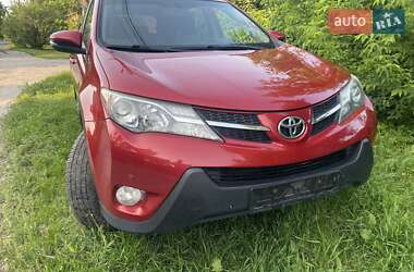 Внедорожник / Кроссовер Toyota RAV4 2015 в 