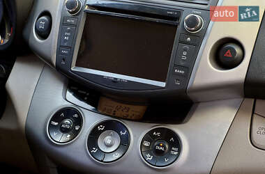 Позашляховик / Кросовер Toyota RAV4 2007 в 