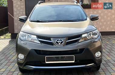 Позашляховик / Кросовер Toyota RAV4 2013 в 