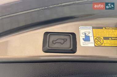 Позашляховик / Кросовер Toyota RAV4 2013 в 