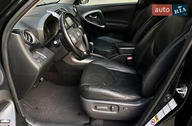 Внедорожник / Кроссовер Toyota RAV4 2008 в 