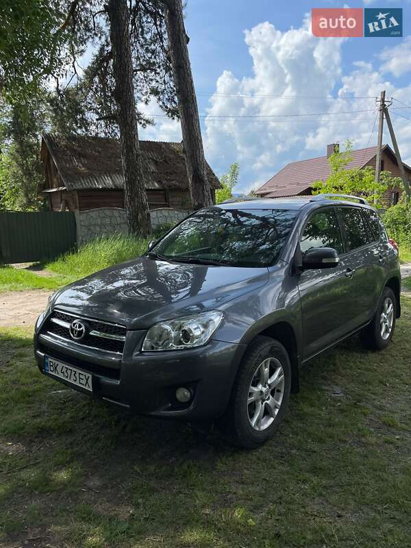 Toyota RAV4 2009