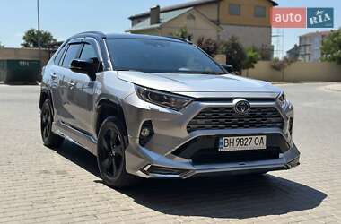 Внедорожник / Кроссовер Toyota RAV4 2021 в Одессе