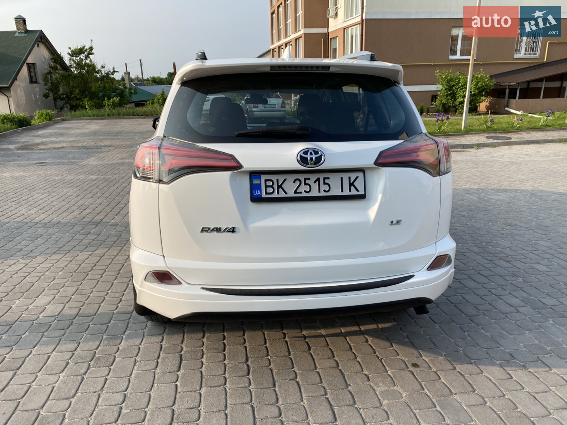 2016 Toyota RAV 4 - мініатюра 10