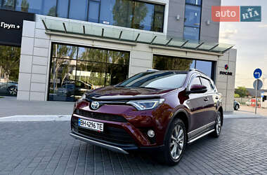 Позашляховик / Кросовер Toyota RAV4 2017 в Одесі