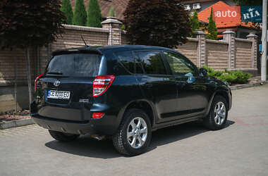Внедорожник / Кроссовер Toyota RAV4 2010 в 