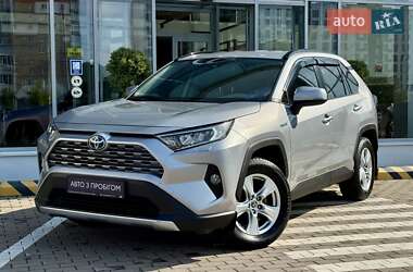 Внедорожник / Кроссовер Toyota RAV4 2020 в Чернигове