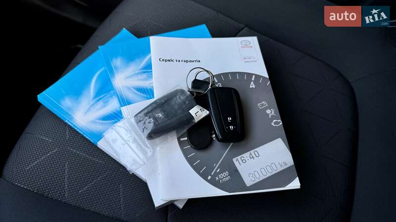 Внедорожник / Кроссовер Toyota RAV4 2020 в Чернигове