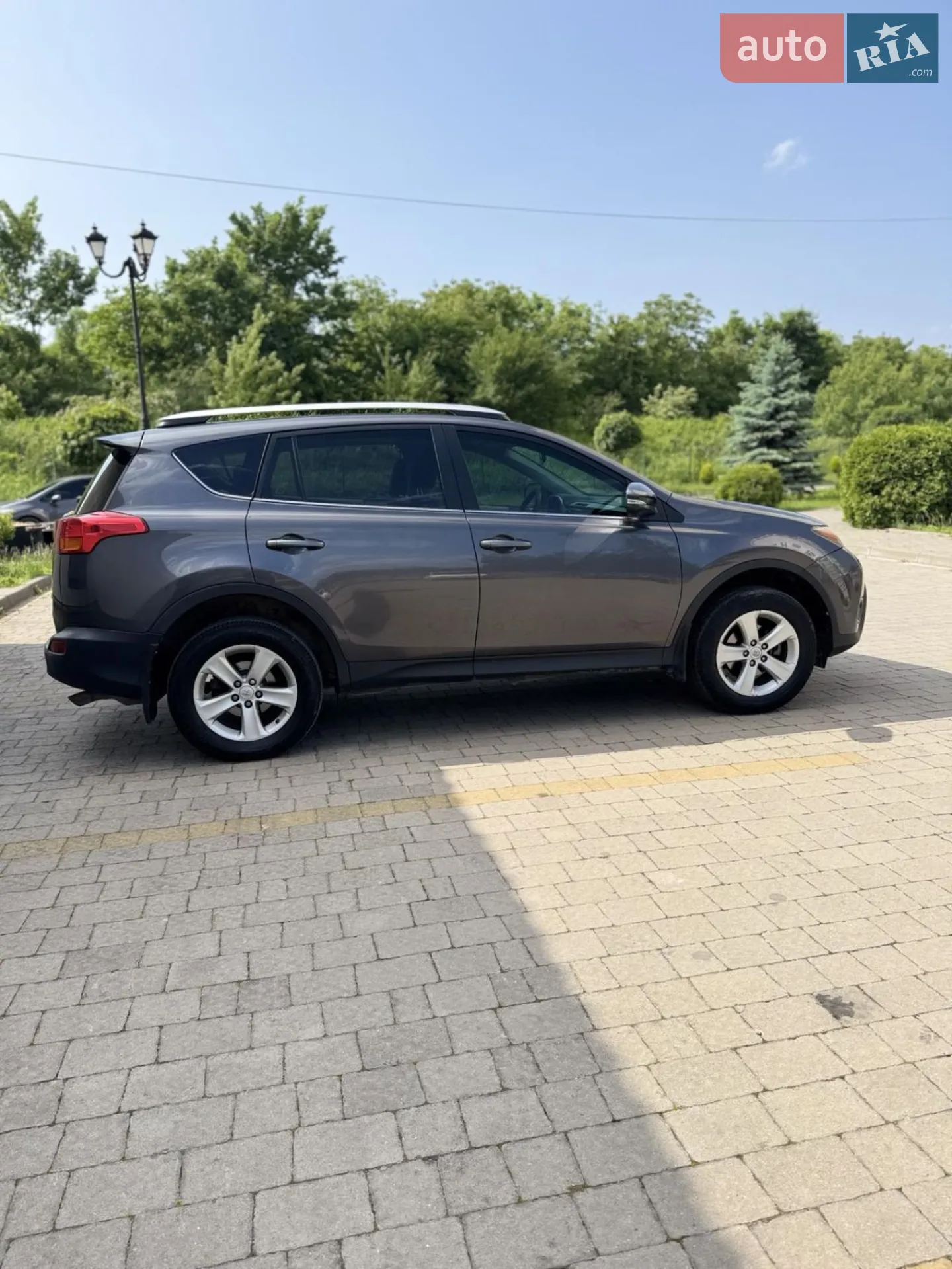2013 Toyota RAV 4 - мініатюра 4