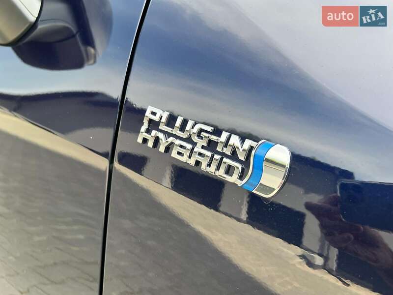 Позашляховик / Кросовер Toyota RAV4 2021 в Тернополі