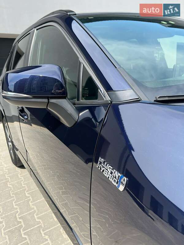 Позашляховик / Кросовер Toyota RAV4 2021 в Тернополі