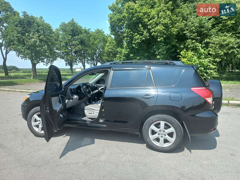 Позашляховик / Кросовер Toyota RAV4 2008 в Володимирі