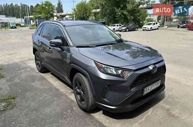 Позашляховик / Кросовер Toyota RAV4 2019 в Києві