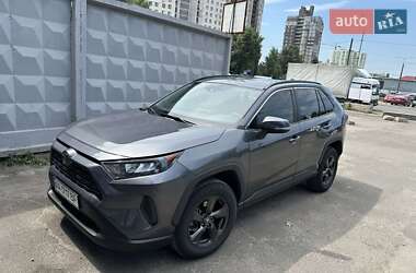 Позашляховик / Кросовер Toyota RAV4 2019 в Києві