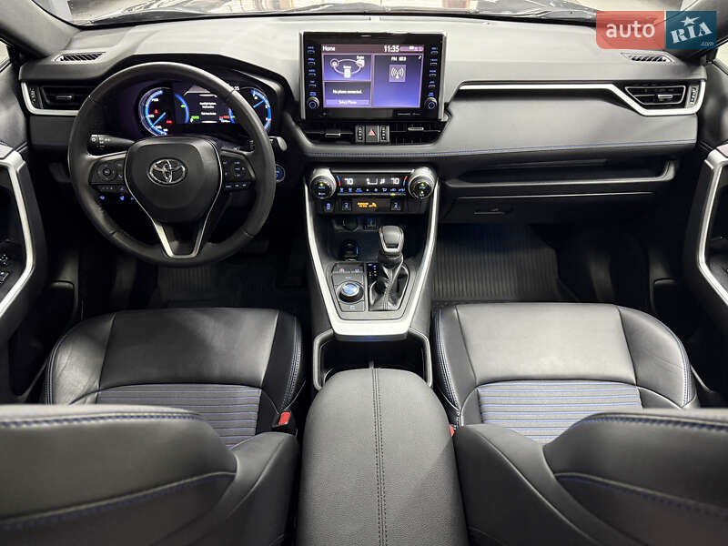Позашляховик / Кросовер Toyota RAV4 2022 в Одесі