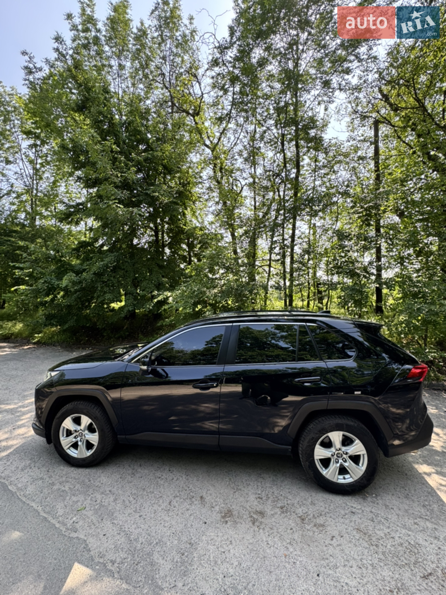 2019 Toyota RAV 4 - мініатюра 11