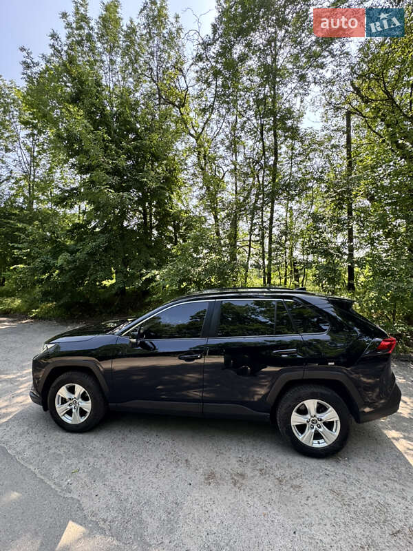 Внедорожник / Кроссовер Toyota RAV4 2019 в Киеве фото 11 Внедорожник / Кроссовер Toyota RAV4 2019 в Киеве