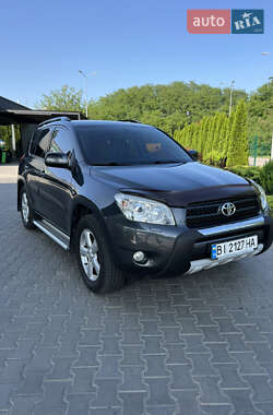 Внедорожник / Кроссовер Toyota RAV4 2007 в 