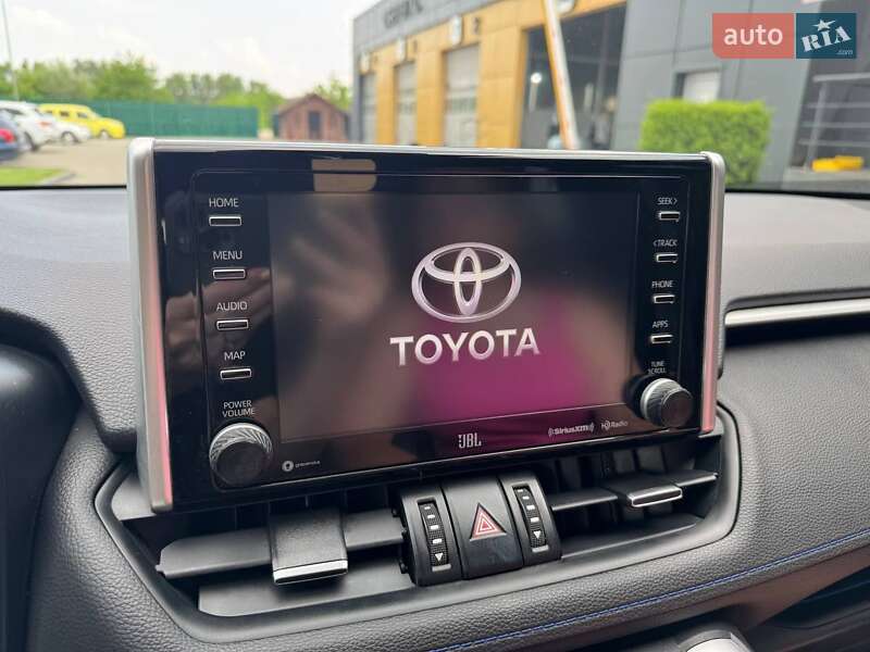 Позашляховик / Кросовер Toyota RAV4 2020 в Самборі