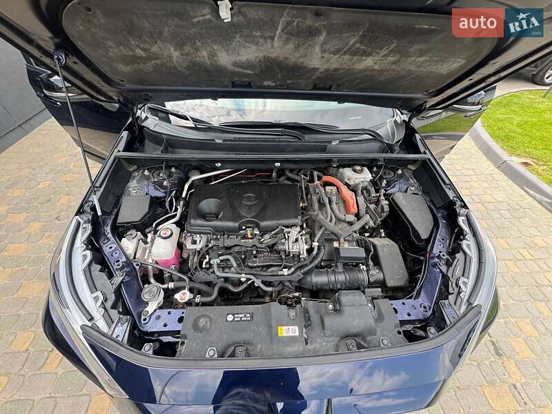 Позашляховик / Кросовер Toyota RAV4 2020 в Самборі