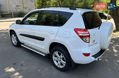 Внедорожник / Кроссовер Toyota RAV4 2009 в 