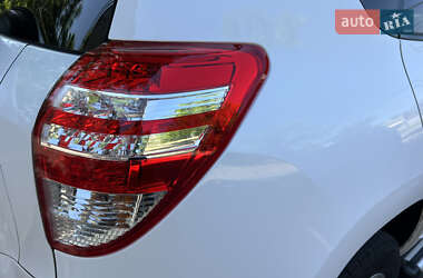 Внедорожник / Кроссовер Toyota RAV4 2009 в 