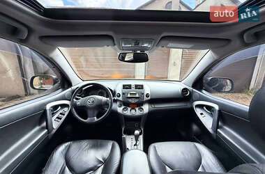 Внедорожник / Кроссовер Toyota RAV4 2008 в 
