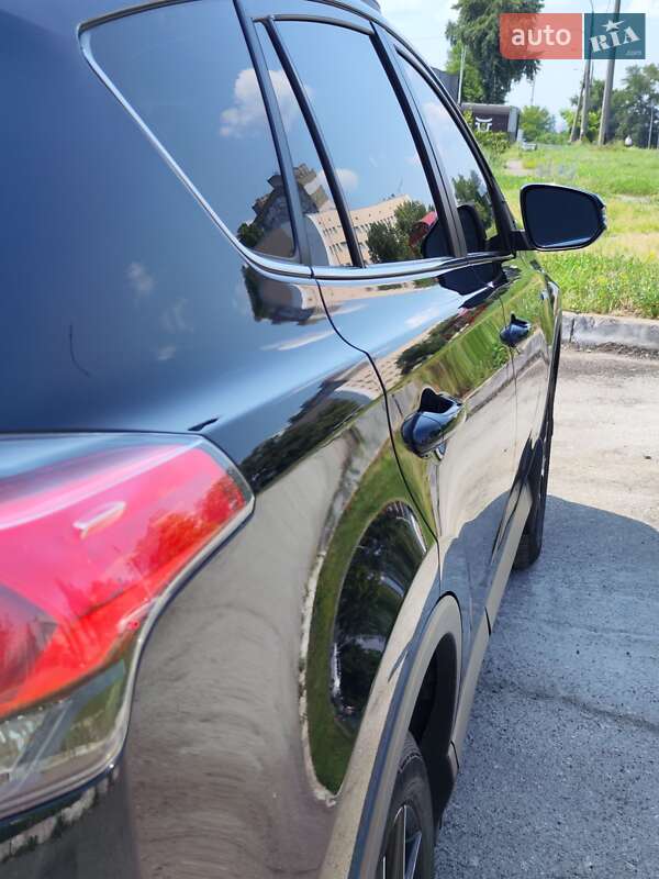 Позашляховик / Кросовер Toyota RAV4 2017 в Києві фото 11 Позашляховик / Кросовер Toyota RAV4 2017 в Києві