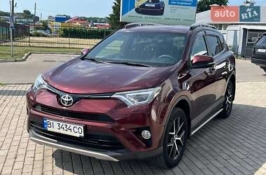 Внедорожник / Кроссовер Toyota RAV4 2017 в Полтаве