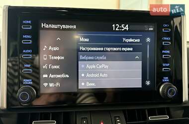 Внедорожник / Кроссовер Toyota RAV4 2022 в 