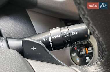 Внедорожник / Кроссовер Toyota RAV4 2010 в 