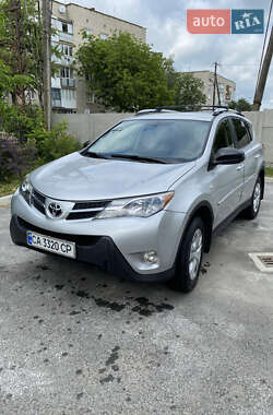Внедорожник / Кроссовер Toyota RAV4 2015 в Тальном