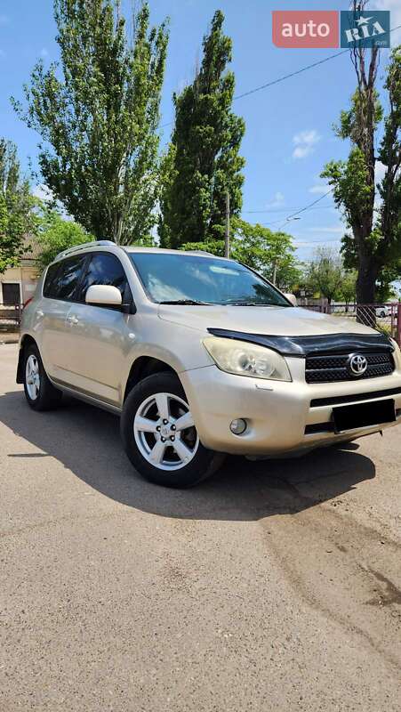 Внедорожник / Кроссовер Toyota RAV4 2006 в Одессе