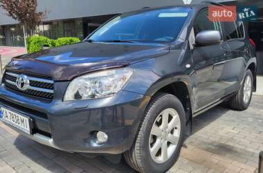Внедорожник / Кроссовер Toyota RAV4 2008 в Киеве