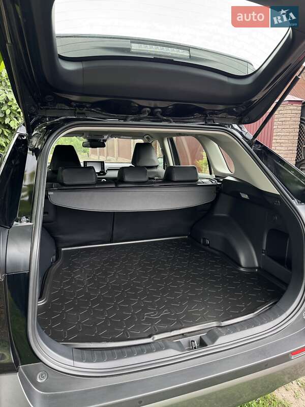 Позашляховик / Кросовер Toyota RAV4 2021 в Києві фото 88 Позашляховик / Кросовер Toyota RAV4 2021 в Києві