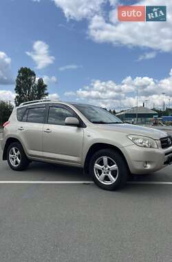 Внедорожник / Кроссовер Toyota RAV4 2007 в Киеве
