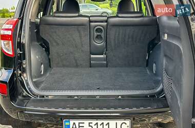 Внедорожник / Кроссовер Toyota RAV4 2011 в 