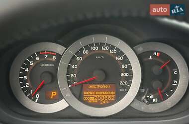Внедорожник / Кроссовер Toyota RAV4 2011 в 