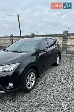 Внедорожник / Кроссовер Toyota RAV4 2013 в 