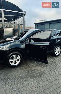 Внедорожник / Кроссовер Toyota RAV4 2013 в 