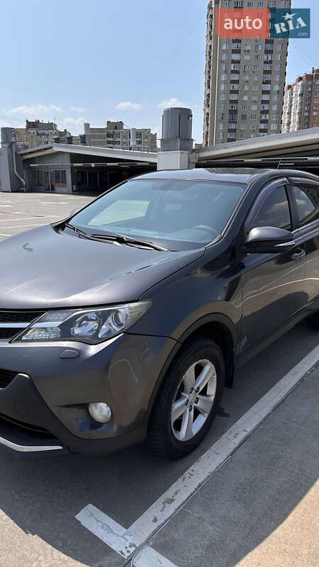 Toyota RAV4 2013