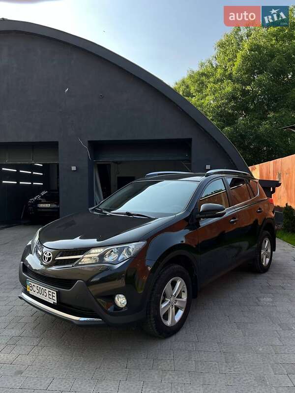 Toyota RAV4 2013