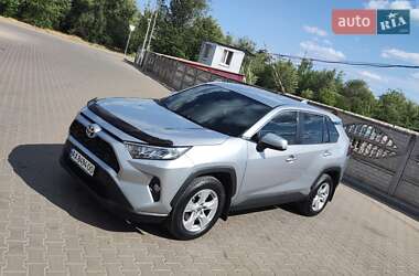 Внедорожник / Кроссовер Toyota RAV4 2021 в Кривом Роге